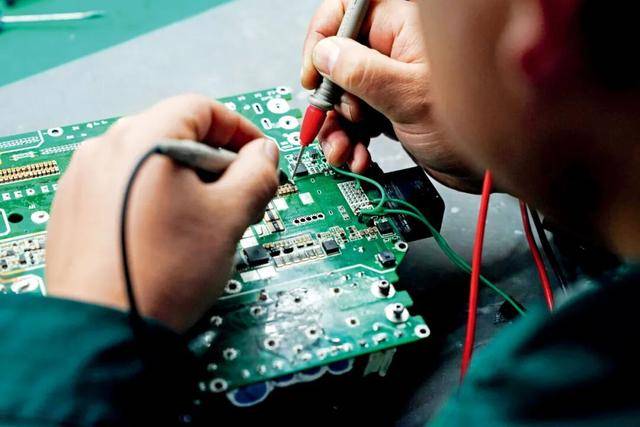 82万缺口，却是“高危职业”？