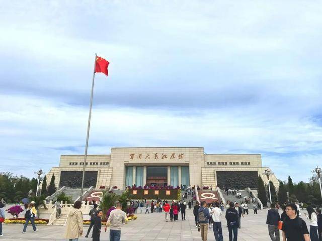 国庆期间,山西各地迎来客流高峰