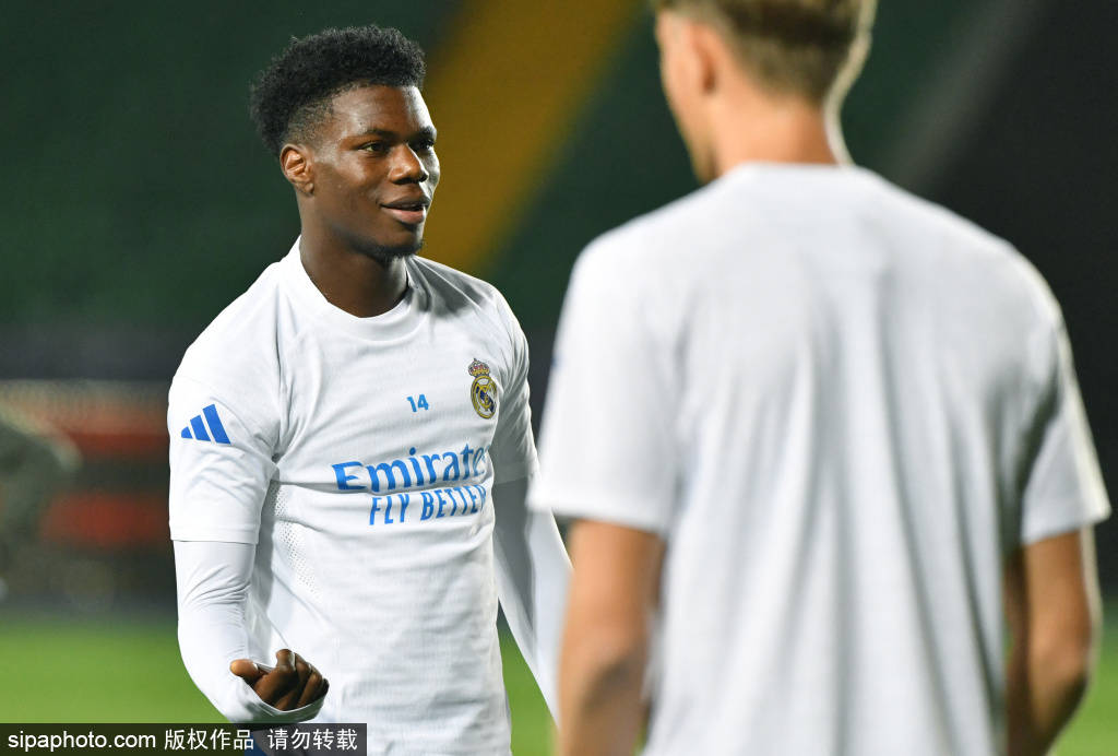 再起争议!马卡:亚马尔冲突中对皇马球员说“有种出去碰碰!”