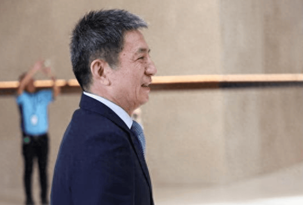 会谈5小时终于结束,中方代表微笑着出会场,用两句话总结吉隆坡“战果”